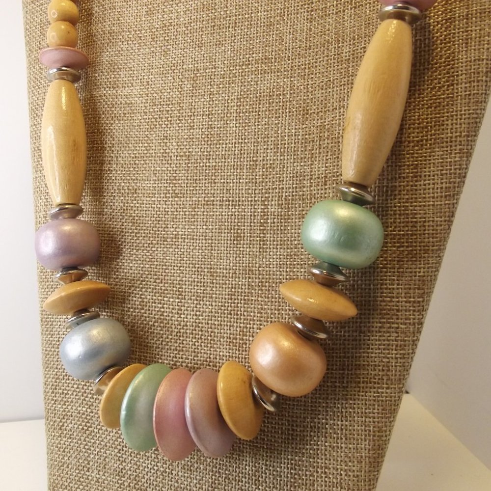 Vintage 80's Wooden Beaded Necklace